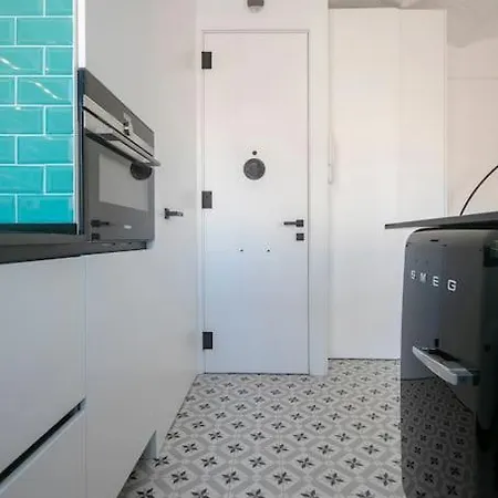 Awesome Stylish Flat Barceloneta Daire
